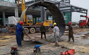 施工現(xiàn)場制作筒倉準備發(fā)貨