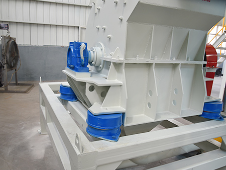 三元鋰電池破碎回收設(shè)備 三元鋰電池破碎回收設(shè)備